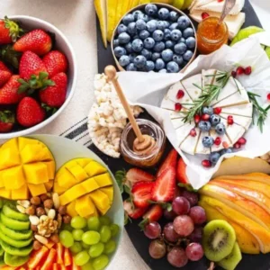 FRUIT AND CHEESE PLATTER